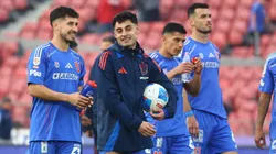 DT azul pone fichas en jugador.