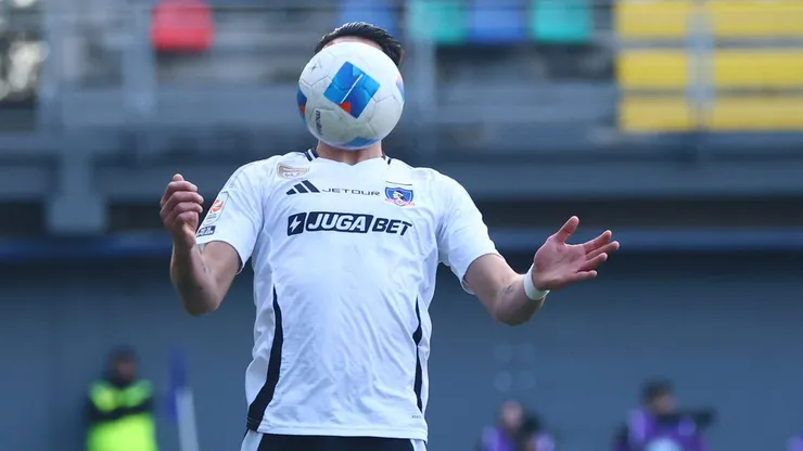 El jugador de Colo Colo que se llenó de críticas en el primer tiempo