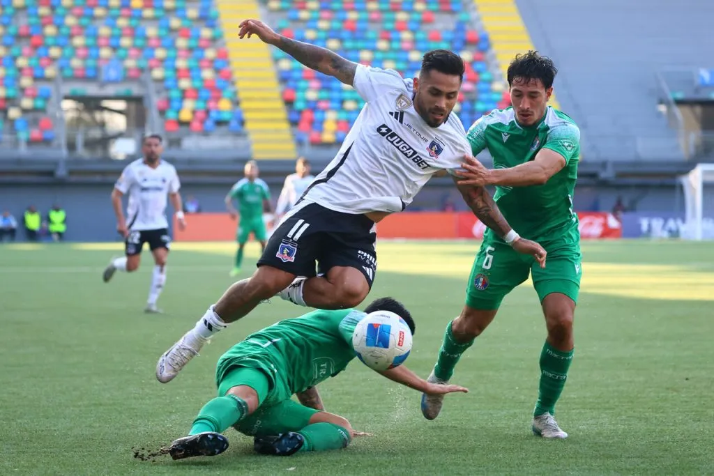 Marcos Bolados fue uno de los puntos más bajos en Colo Colo (Photosport).