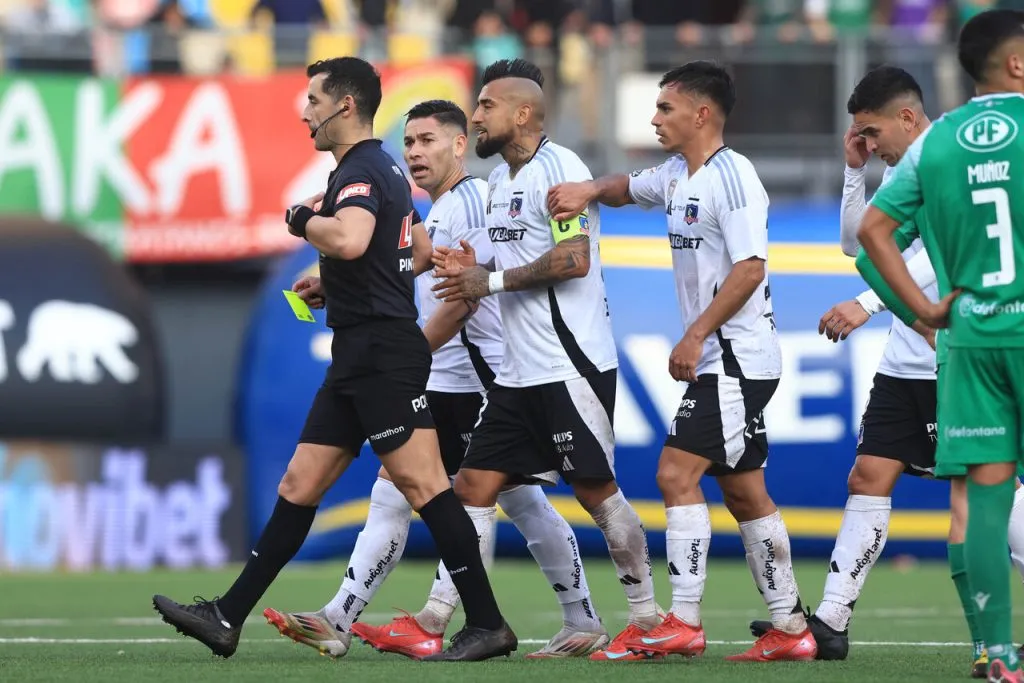 Vidal en el ojo del huracán. | Foto: Photosport