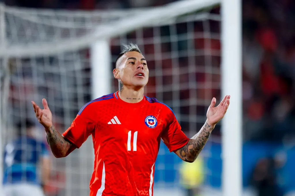 Vargas es el segundo máximo goleador de La Roja (Photosport).