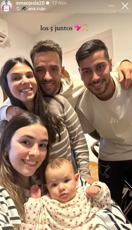 La familia de Zaldivia junto a la de Ojeda | FOTO: Instagram