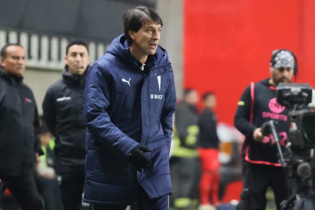 Garnero enfrentará su primer clásico al mando de la UC la próxima semana. | Foto: Photosport