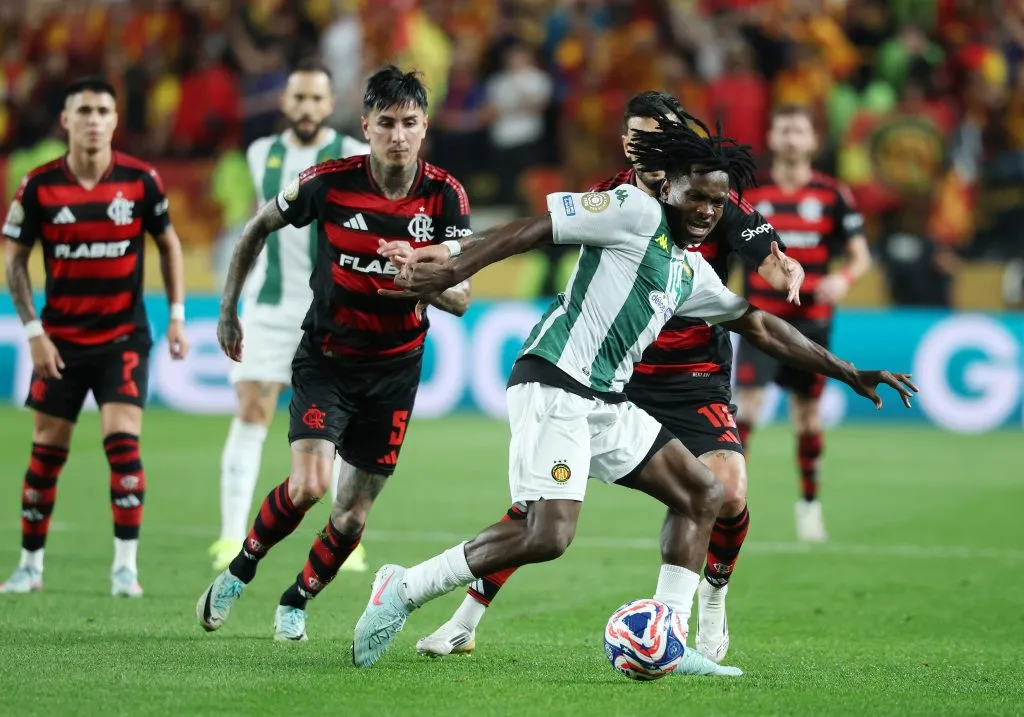 Erick Pulgar es el único chileno que sigue en competencia en el Mundial de Clubes 2025. (Foto: Getty)