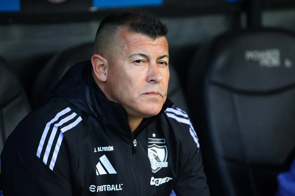 Colo Colo podría poner fin a la era de Jorge Almirón con las ventas de futbolistas en el mercado de mitad de temporada. (Foto: Photosport)