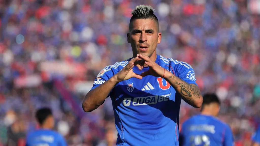 Leandro Fernández será titular en el Clásico Universitario entre Universidad de Chile y Universidad Católica. (Imagen: Photosport)