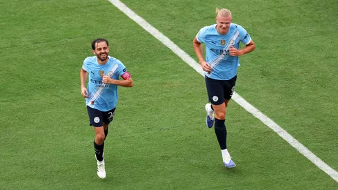Bernardo Silva y Erling Haaland festejan frente a Juventus.