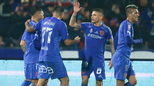 Universidad de Chile celebra la renovación de una de sus mayores figuras.