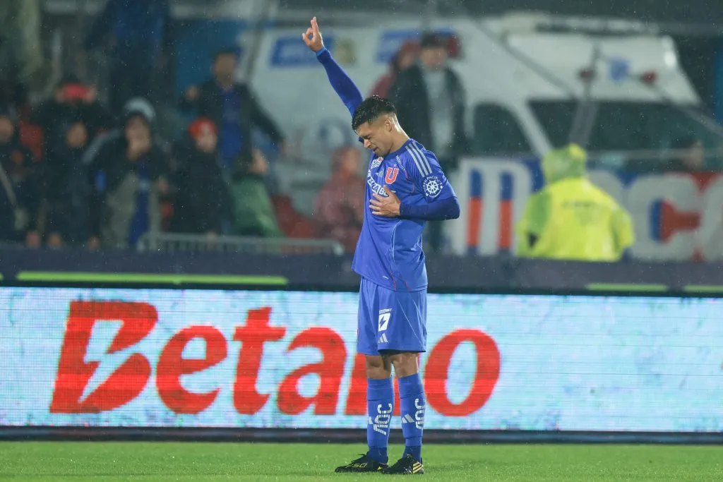Fabián Hormazábal renovó su contrato con Universidad de Chile.