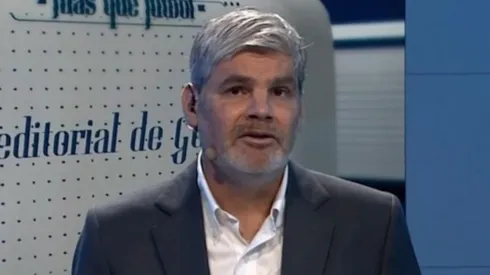 Juan Cristóbal Guarello lapidó a Jorge Almirón y pidió su salida de Colo Colo.