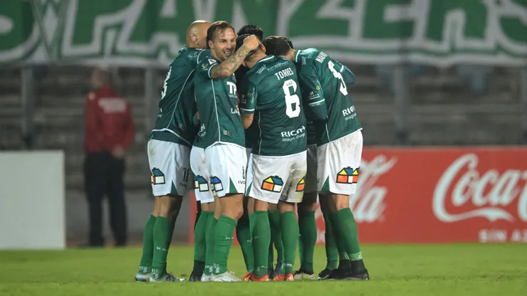 Wanderers está en cuartos de final (Photosport)