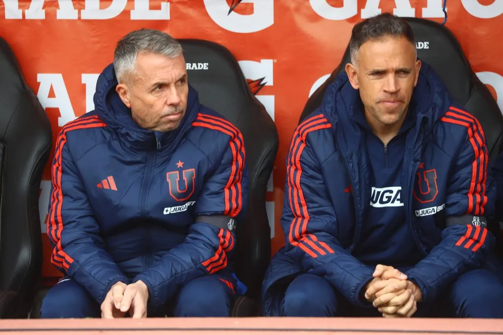 Álvarez y compañía siguen en búsqueda de refuerzos que puedan darle en un salto de calidad a esta U | FOTO: Jonnathan Oyarzun/Photosport