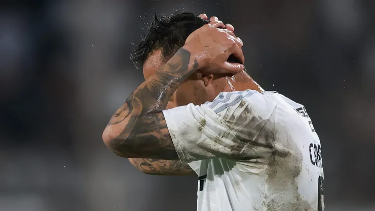 Colo Colo debe tener cuidado con dos de sus figuras.