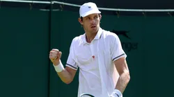 Jarry enfrenta a Tien.