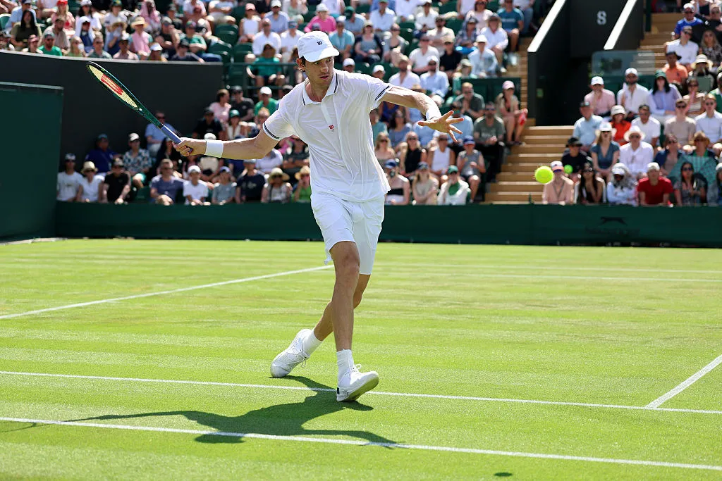 Jarry quiere meterse en la tercera ronda de Wimbledon. | Foto: Getty Images