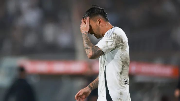 Colo Colo puede tener nueva baja para el clásico.