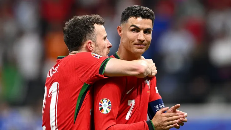 CR7 despidió a Diogo Jota.