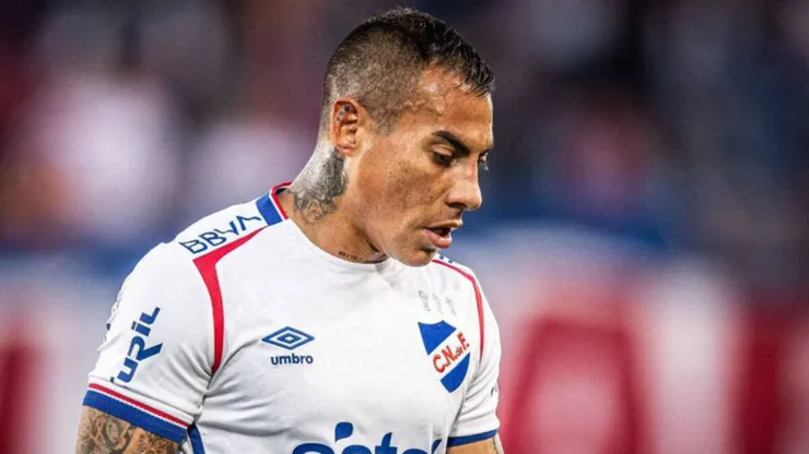 Eduardo VArgas no llegaría a la U y este sería su nuevo destino.