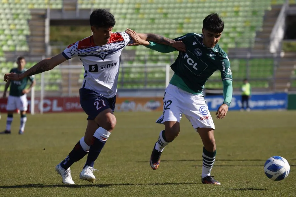 Rangers está a detalles de incorporar a Claudio Servetti, quien se desvinculará de Deportes Recoleta. (Foto: Photosport)