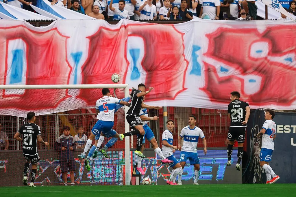 La UC y Colo Colo se pondrán al día este fin de semana en la Liga de Primera (Photosport).