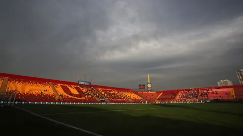Se viene un partidazo entre los Hispanos y el Romántico Viajero.