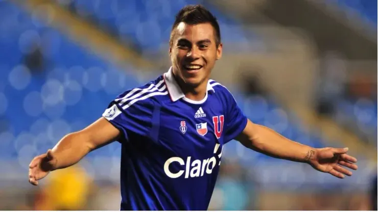 Eduardo Vargas volvió al país para cerrar su retorno a Universidad de Chile.