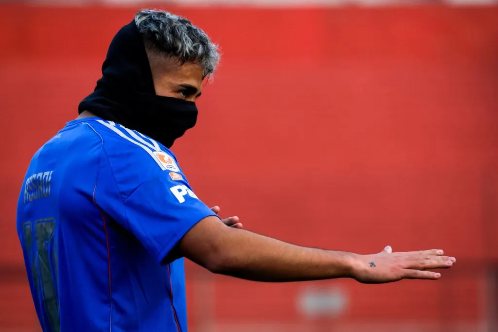 Lucas Assadi anotó y gana confianza en la U (Photosport).