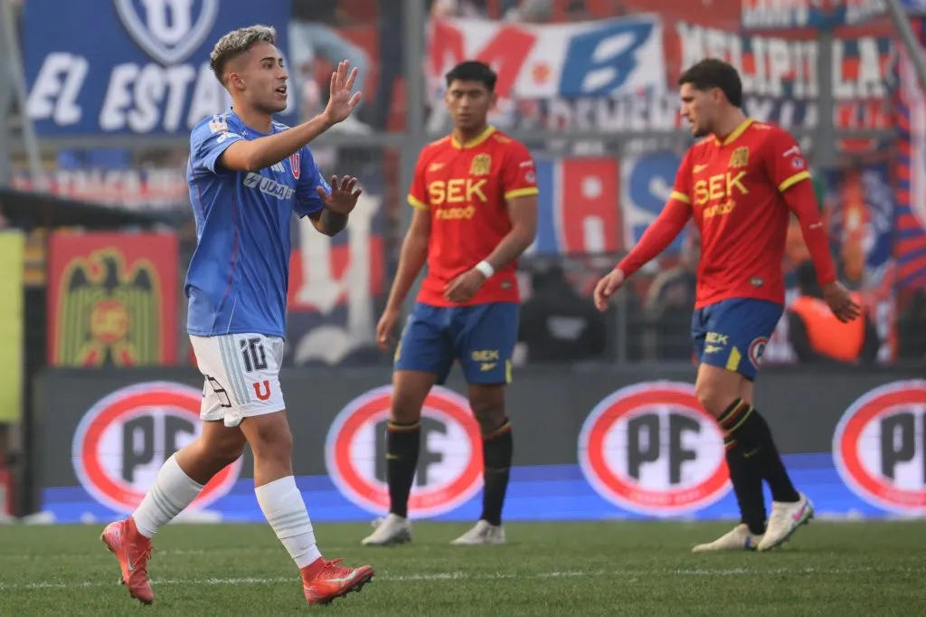 Tincho Gálvez defendió a Lucas Assadi. El histórico de Universidad de Chile lapidó a Nicolás Peric.