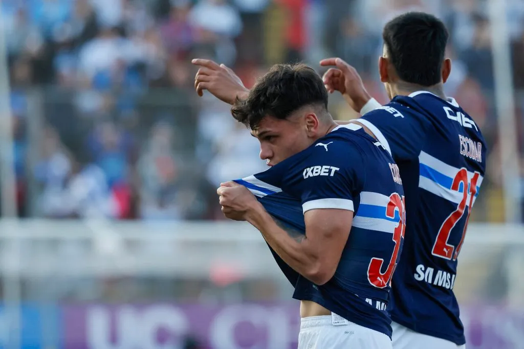 Medel y su elogio a Corral | Foto: Photosport