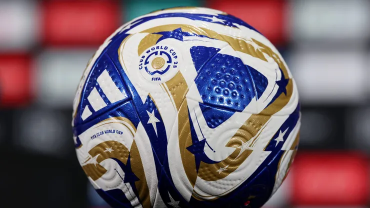 Con este balón se jugarán las semifinales del Mundial de Clubes 2025.