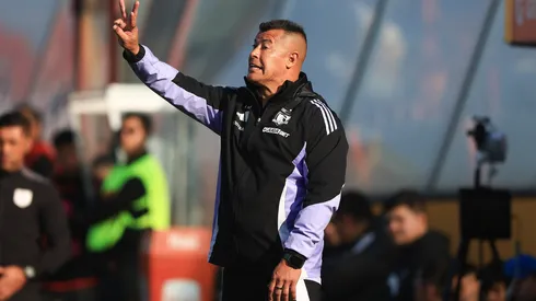 Jorge Almirón repetirá el mismo once que cayó ante la UC (Photosport).