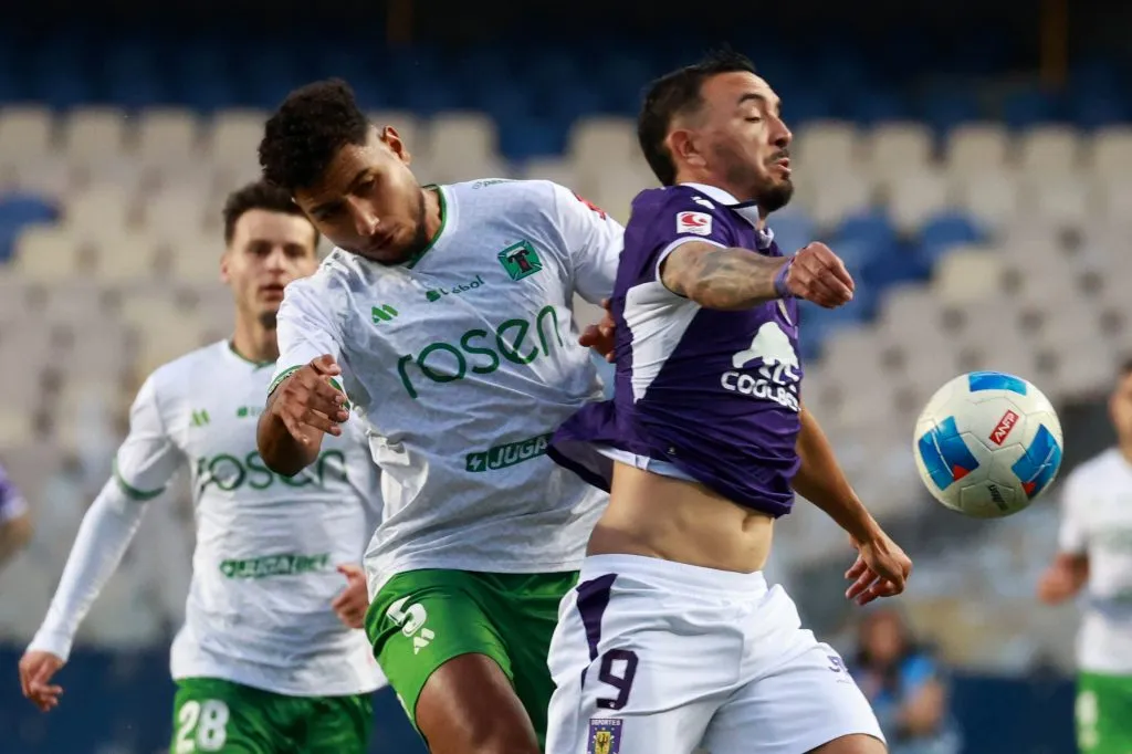Enzo Lettieri no podrá jugar ante Deportes Concepción en el estadio Germán Becker. (Foto: Photosport)