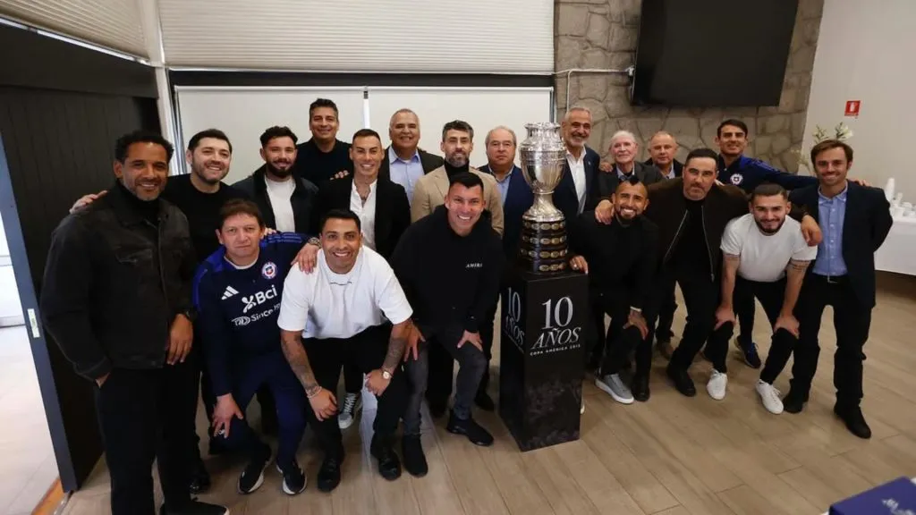 Los campeones de la Copa América 2015 con La Roja se reunieron en un almuerzo: Johnny Herrera se ausentó. (Comunicaciones FFCh).