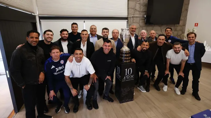Los campeones de la Copa América 2015 con La Roja se reunieron en un almuerzo: Johnny Herrera se ausentó. (Comunicaciones FFCh).