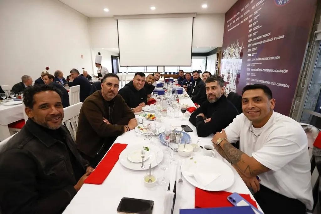 La Generación Dorada festejó los 10 años de la Copa América 2015 (ANFP).