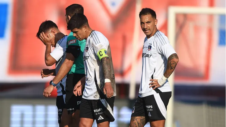 En Colo Colo se encienden las alarmas previo al Superclásico.