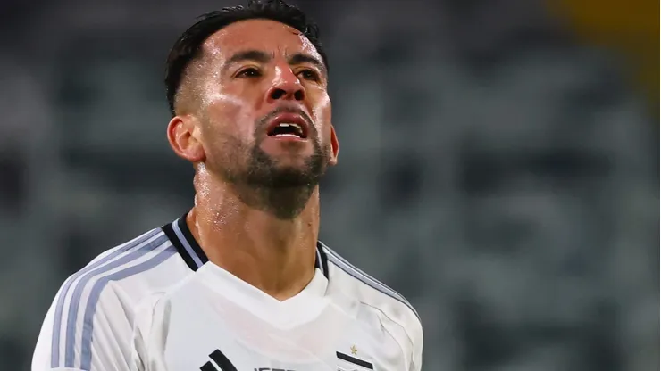Mauricio Isla no seguirá en Colo Colo tras un 2025 para el olvido (Foto: Jonnathan Oyarzun/Photosport)