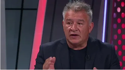 Claudio Borghi le pegó sin piedad a este jugador de Colo Colo