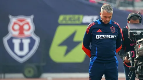 Gustavo Álvarez recibió una crítica por esta titularidad en Universidad de Chile.