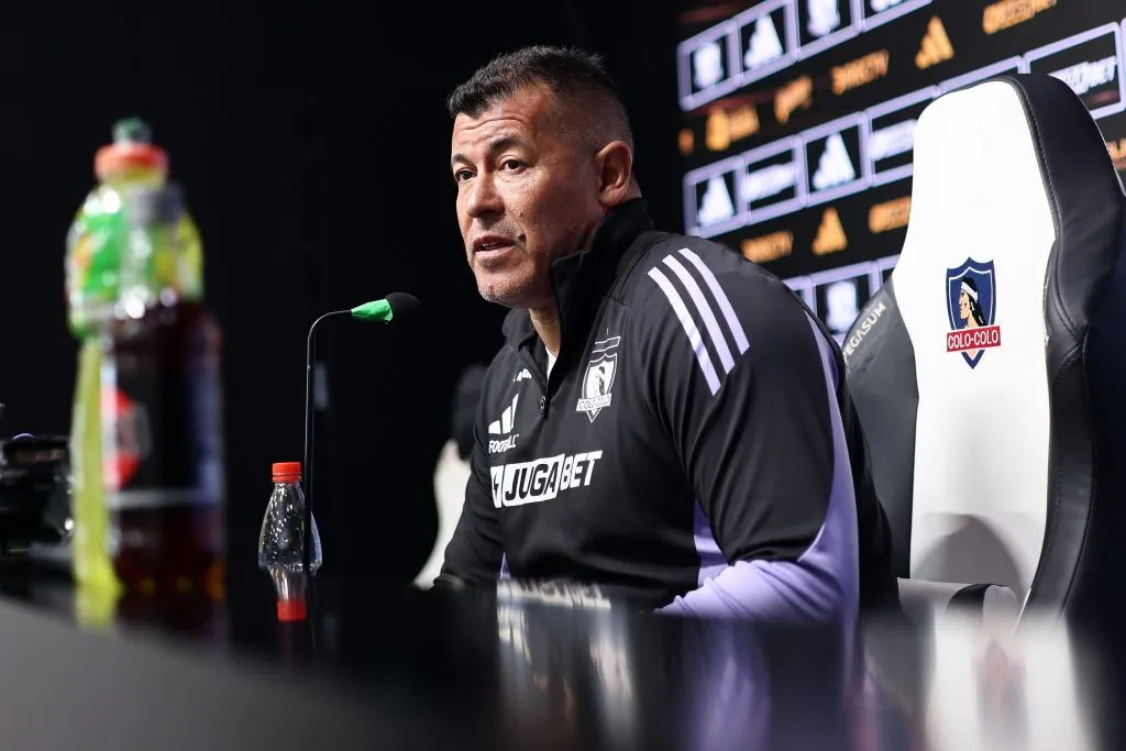 Jorge Almirón habló en conferencia de prensa previo al Superclásico. (Foto: Javier Torres/Photosport)