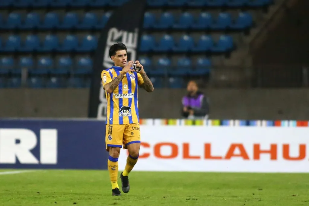 El nivel del uruguayo ha destacado pese al irregular momento de los ruleteros. | FOTO: Alex Díaz / Photosport