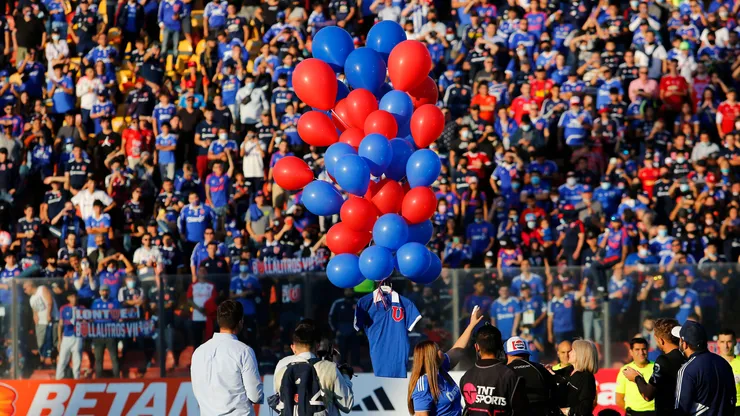 Universidad de Chile prepara homenaje para un histórico en el Superclásico.