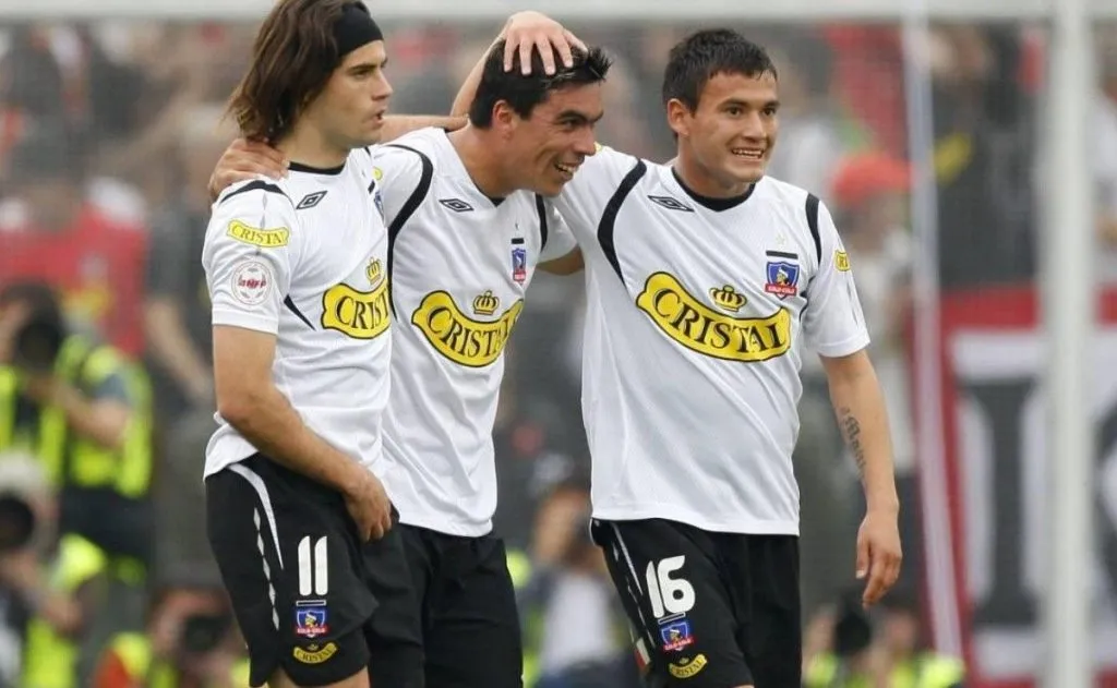 El 3 de octubre del 2009 Esteban Paredes marcó su primer gol en un Superclásico.