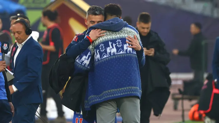 El conmovedor reencuentro entre Charles Aránguiz y Johnny Herrera