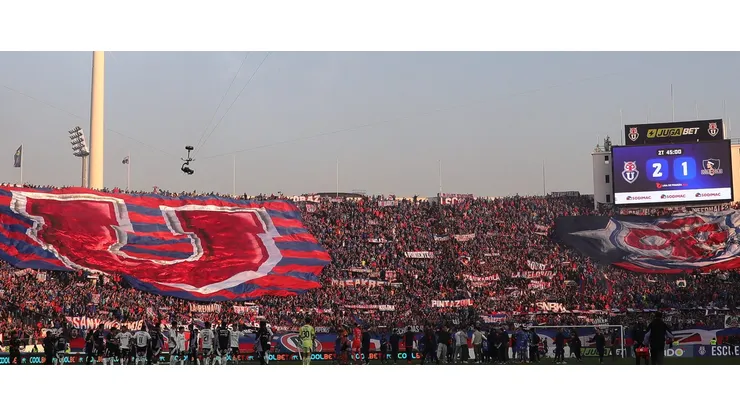 Un episodio fuera de lo común acaparó la atención de los hinchas de la U.