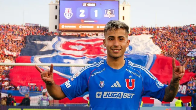 Claudio Borghi destacó el rendimiento de Lucas Assadi en Universidad de Chile.