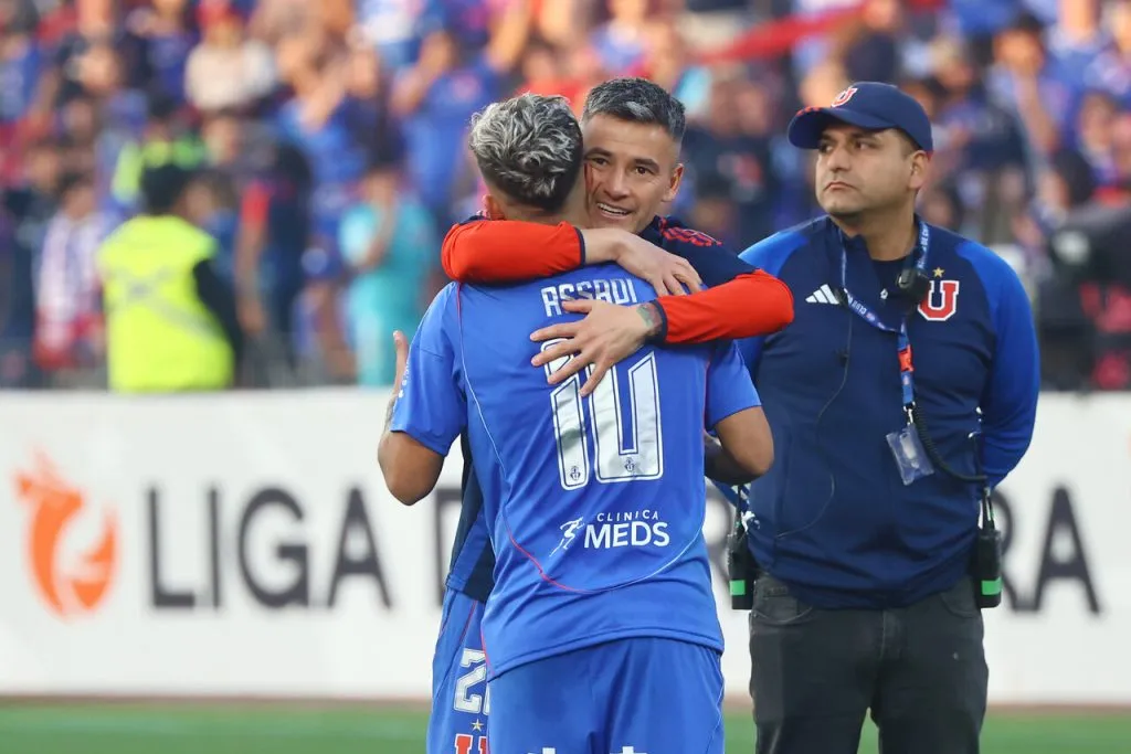 Assadi agradece al apoyo de Aránguiz en la U | Foto: Photosport