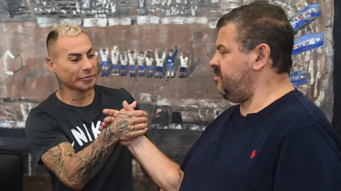 Sigue la teleserie entre Eduardo Vargas y Universidad de Chile.