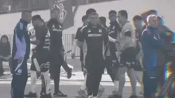 El Superclásico del fútbol chileno terminó caliente.