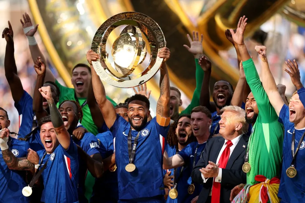 Donald Trump se quedó para celebración del Chelsea en el MetLife Stadium. (Foto: Buda Mendes/Getty Images)